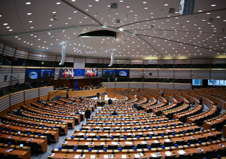 В СВР объяснили, как европейцы «пробили дно» собственного безумия