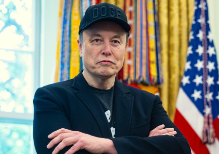 Илон Маск обратился в суд, чтобы отстранить Альтмана от управления OpenAI