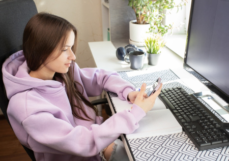 Юрист напомнил об условиях работы для подростков