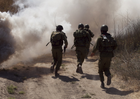 Журналист российского телеканала стал мишенью для израильской авиации