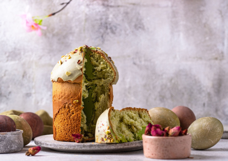 От классики к экспериментам: три рецепта куличей с необычной начинкой