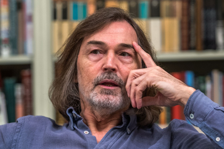 Никас Сафронов