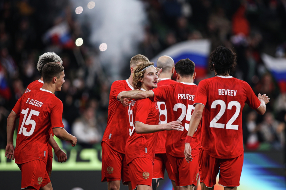 Игроки сборной России по футболу