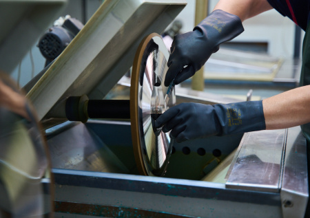 Россиянам рассказали, как компании используют виниловые пластинки