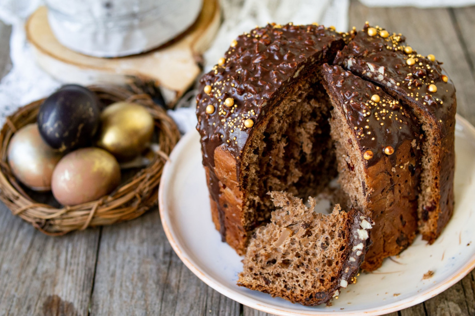 От классики к экспериментам: три рецепта куличей с необычной начинкой