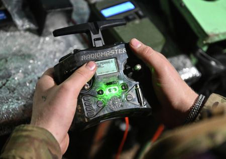 Боец Голливуд рассказал о километрах оптоволокна в Сумской области