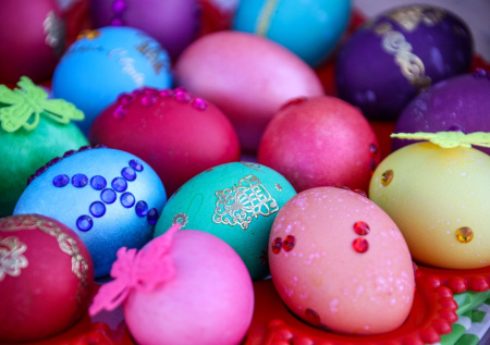 Врач ответила, сколько хранятся вареные яйца