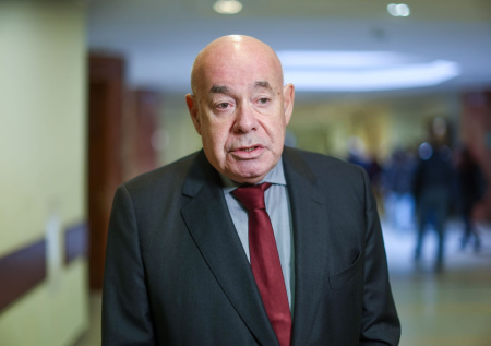 Зеленский ввел санкции против Швыдкого и участников Венецианской биеннале