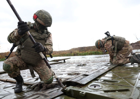 Наступление ВС РФ на Харьков 10 апреля: вооруженный мятеж, полсотни трупов
