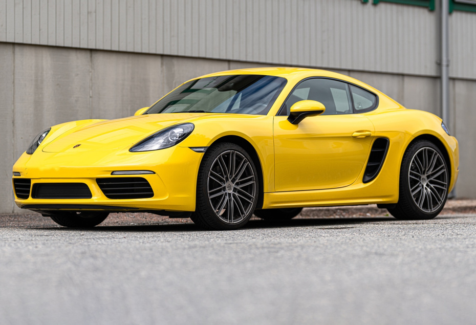 Porsche 718 Cayman