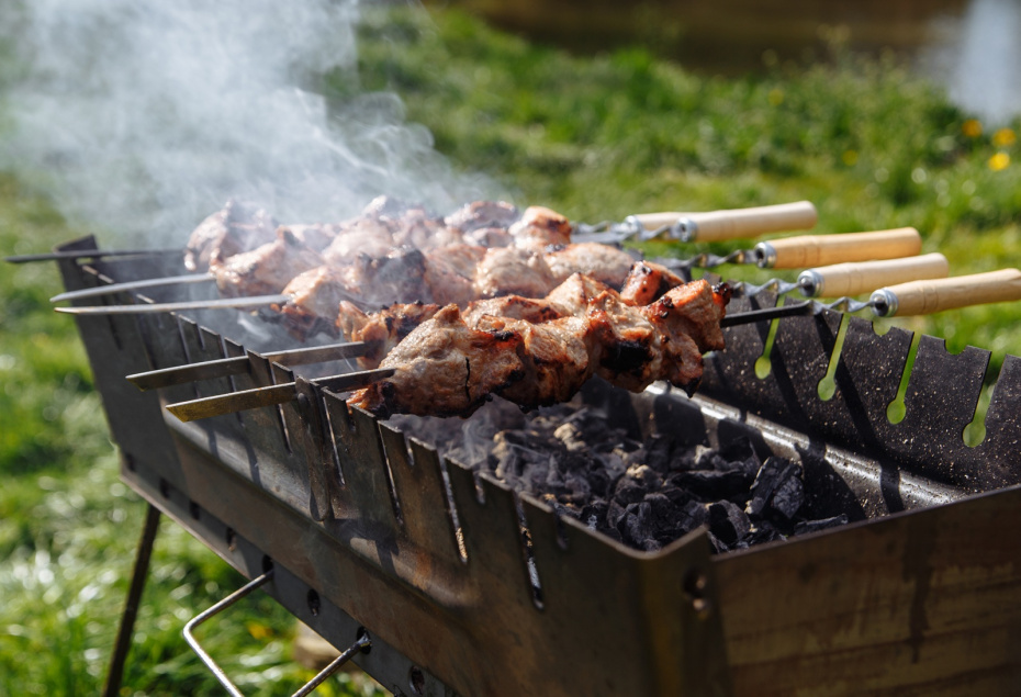 10 идей для благоустройства дачного участка: от зон отдыха до дорожек