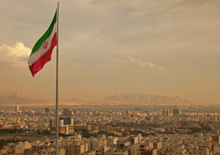 Советник Хаменеи скончался после атак США и Израиля