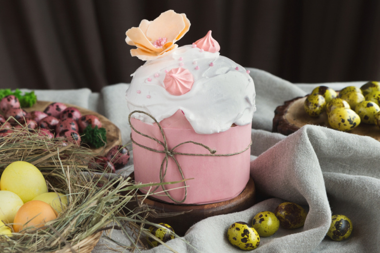 Пасхальный декор кулича: три рецепта из натуральных продуктов