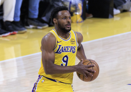 Бронни и Леброн Джеймсы вошли в историю НБА после матча в Сан-Франциско