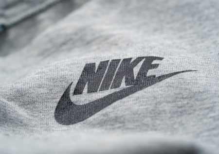 Nike одела футболистов в «высокотехнологические футболки» с браком