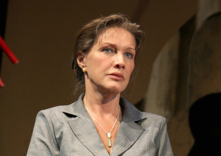 Критика из-за внешности, замуж в 72, слова об СВО, где сейчас Проклова