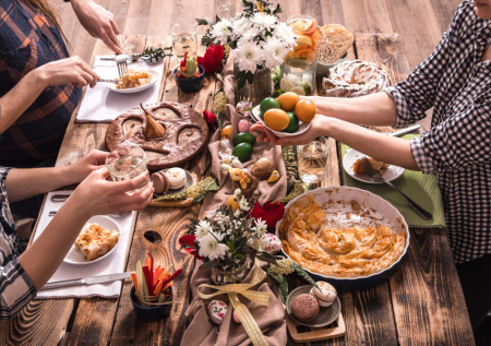 Раскрыта стоимость семейного праздничного стола на Пасху