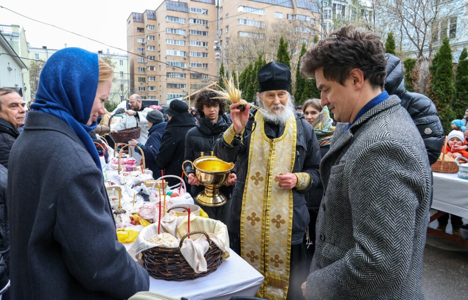 Освящение куличей и яиц в Московском подворье Валаамского монастыря