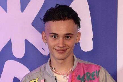 Блокировка счетов, смена деятельности, возвращение в РФ: как живет Милохин