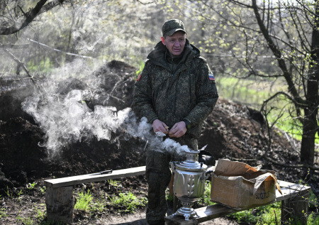 Куличи и яйца доставляют БПЛА: как празднуют Пасху в зоне СВО