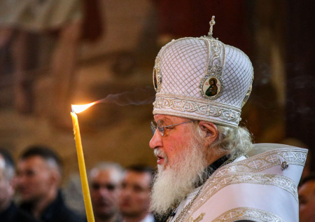 Патриарх Кирилл освятил пасхальные куличи