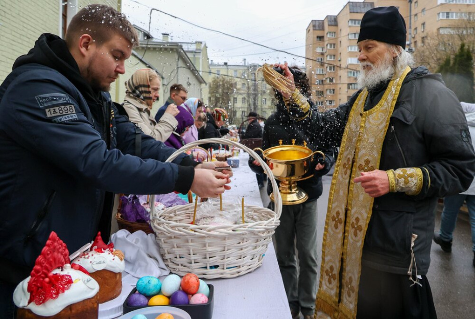 Освящение куличей и яиц в Московском подворье Валаамского монастыря