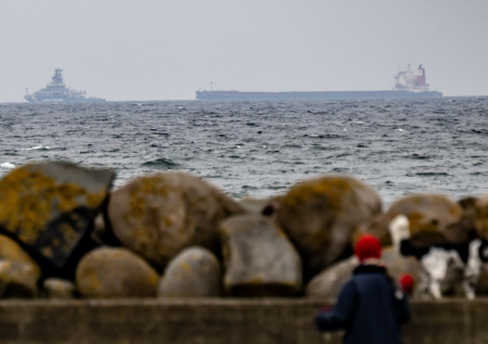 Шведы приняли решение по задержанному судну Hui Yuan