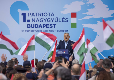 Оппозиционная партия «Тиса» вырвалась в лидеры на выборах в Венгрии