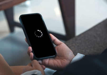 Почему не работает мобильный интернет сегодня, 13 апреля: где сбои в России