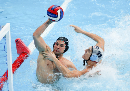 Команду Украины по водному поло посчитали проигравшей в матче с Россией