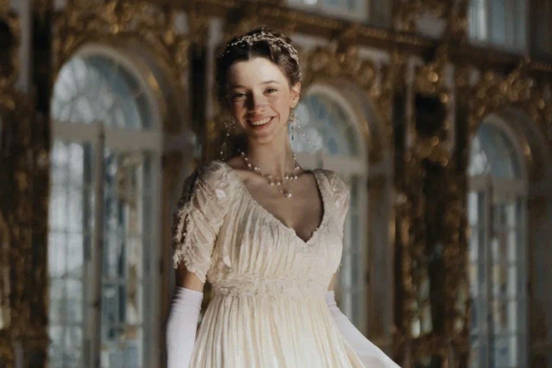 Полина Гухман в роли Наташи Ростовой