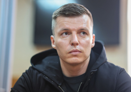 Потемнел лицом и замер: мужу Лерчек дали семь лет тюрьмы, что дальше