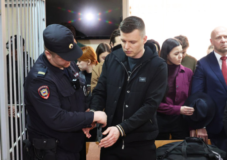 Появилось первое видео с Чекалиным после оглашения приговора суда