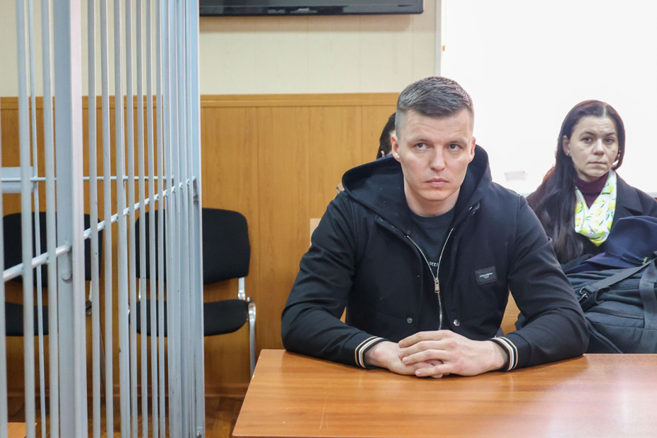 Артем Чекалин во время оглашения приговора в суде