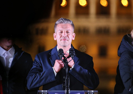 Сенатор раскрыл, пойдет ли Мадьяр на сближение с Украиной