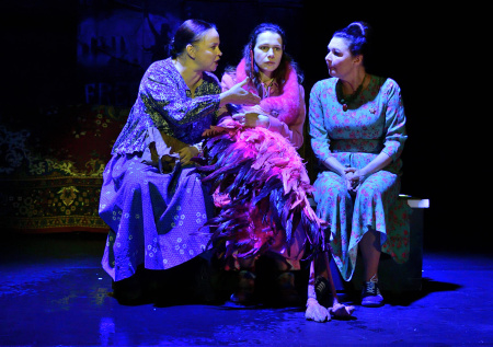 Спектакль «Матрешки-кудапрешки» пройдет в театре «Модерн»