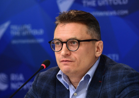 Психолог назвал причины синдрома отложенной жизни