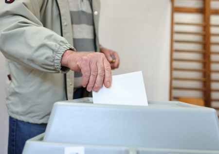 ЦИК Венгрии огласила результаты подсчета почти 99% голосов