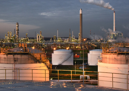 Найден нюанс в плане Мерца по экспорту нефти в Венгрию