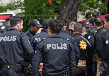 На востоке Турции произошел захват школы