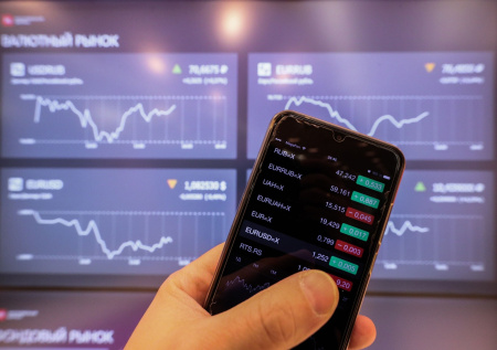 МВФ улучшил прогноз по росту российской экономики