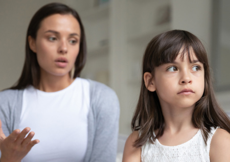 Психолог назвала тему, которую нельзя замалчивать в отношениях с ребенком