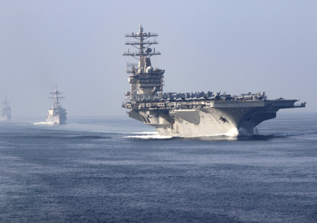 «Меняется стремительно»: Песков высказался о ситуации в Ормузском проливе