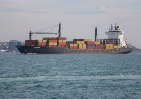 Китайский танкер бросил вызов блокаде США в Ормузском проливе