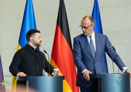 «Это безумие»: на Западе забили тревогу после встречи Зеленского и Мерца