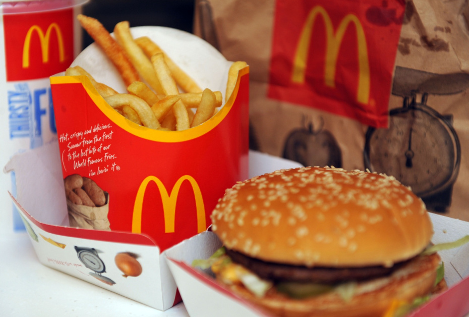 15 апреля 1955 года открылся первый ресторан «Макдоналдс»