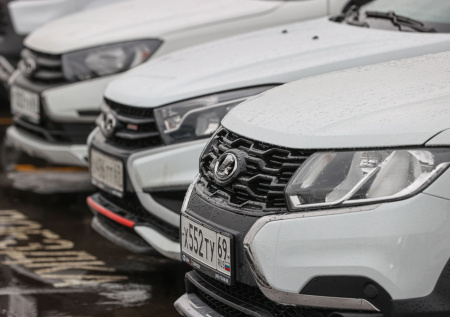 Машины пьяных москвичей отправили на СВО