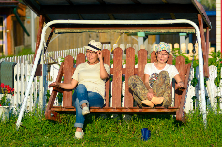 Сосед на даче нарушает закон: как доказать, куда жаловаться и что делать