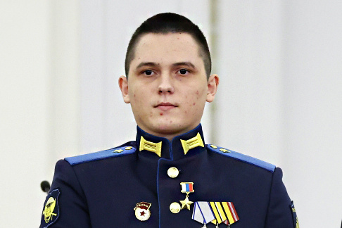 Алексей Асылханов