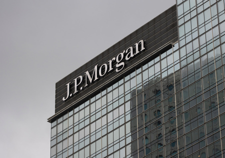 Суд в Москве заставил JPMorgan SE отозвать иски к российским банкам